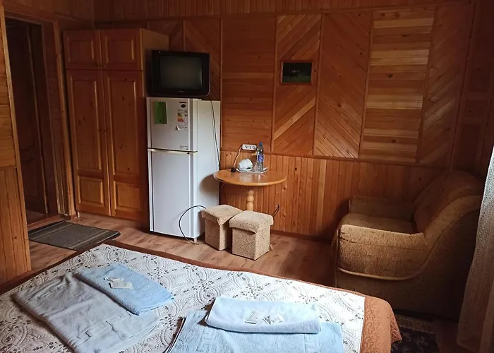Otel Hirskyy Svitanok *
