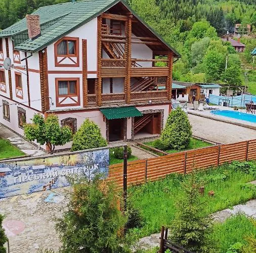 Hirskyy Svitanok *