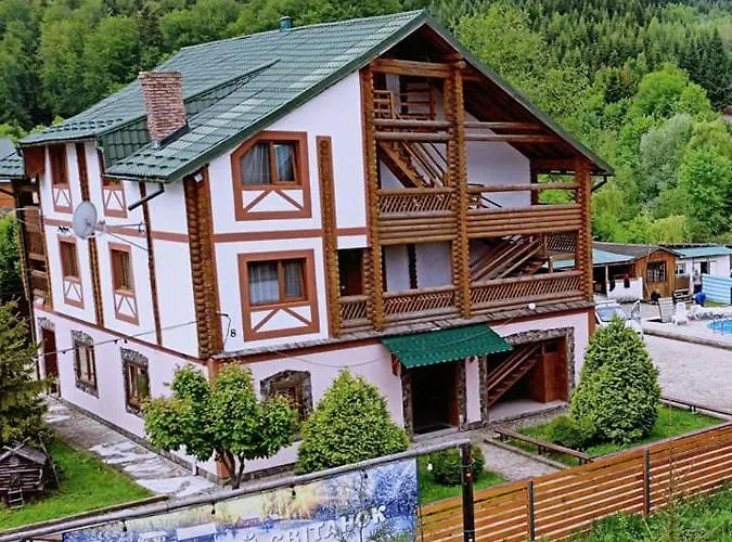 Otel Hirskyy Svitanok Myhove