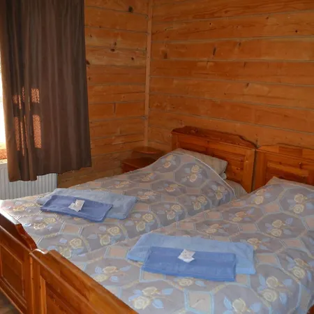 Hirskyy Svitanok * ميغوفو