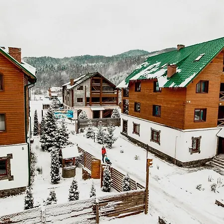 Hirskyy Svitanok فندق *